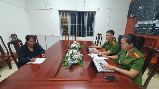 Bắt khẩn cấp người phụ nữ ném con ruột xuống giếng tử vong  - Ảnh 1.