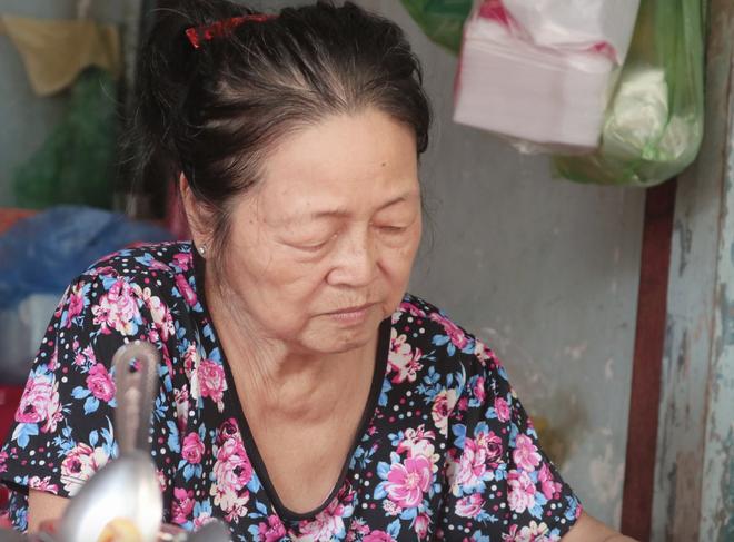 Bất ngờ về những quán ăn nổi tiếng TP.HCM có bà chủ… 'độc thân vui tính!' - Ảnh 3.