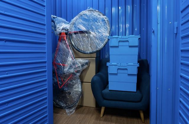Người đàn ông Mỹ tái chế container cũ, làm nhà kho cho thuê ở Việt Nam- Ảnh 2.