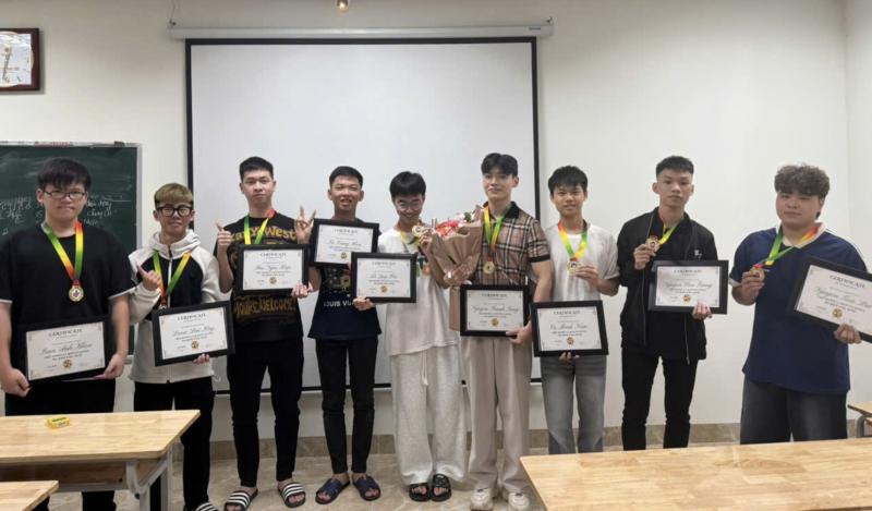 Hôm nay ngày Quốc tế đàn ông 19.11: Khi phái nam được 'hội chị em' tặng quà - Ảnh 3.