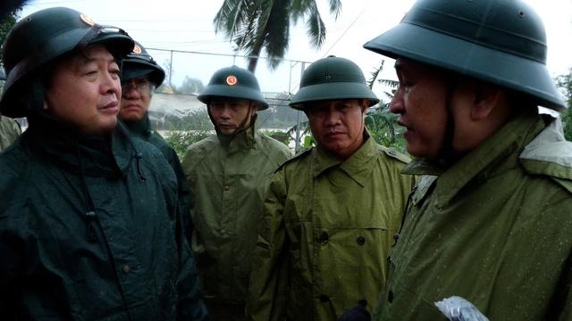 Huy động mọi nguồn lực cứu dân vùng lũ Đắk Lắk - Ảnh 2.