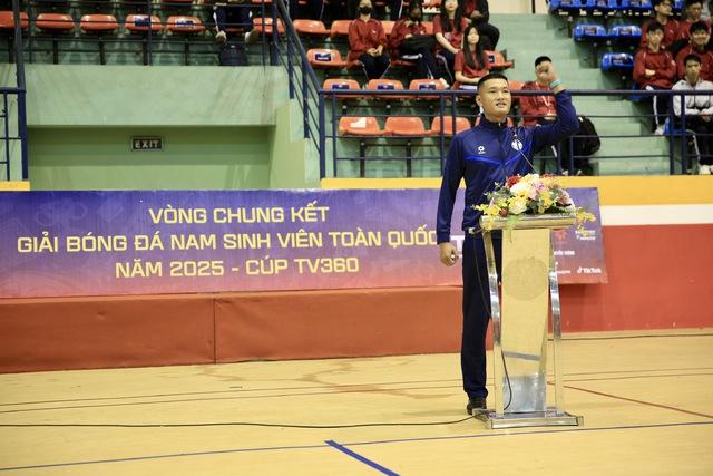 Nhiều trọng tài FIFA và V-League cầm còi, bóng đá sinh viên nâng tầm đẳng cấp- Ảnh 2.