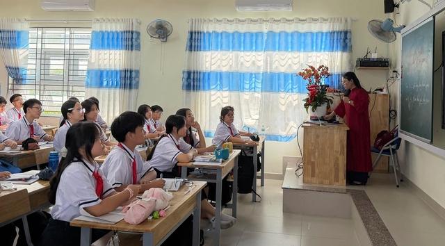 Sở GD-ĐT TP.HCM chỉ đạo khẩn các trường học ứng phó với bão KALMAEGI - Ảnh 1.