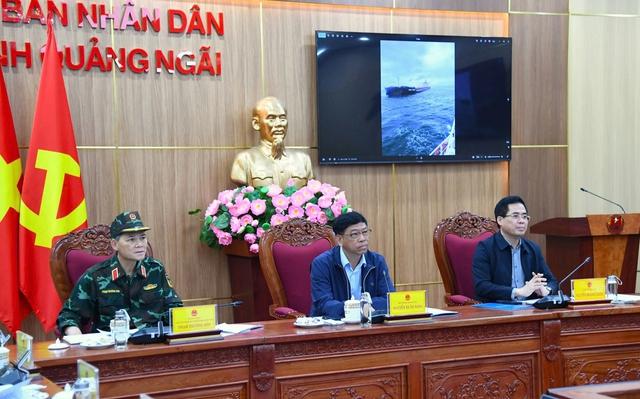 Quảng Ngãi: Quân đội hỗ trợ di dời 10.000 Hộ dân trước bão số 13 Kalmaegi - Ảnh 1. Quảng Ngãi: Quân đội hỗ trợ di dời 10.000 Hộ dân trước bão số 13 Kalmaegi - Ảnh 1.