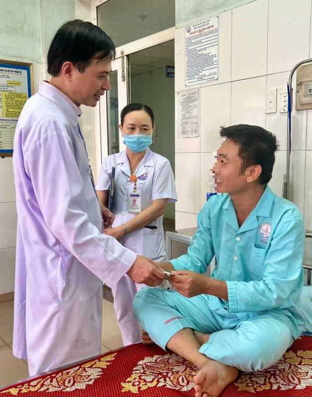 Hàng chục ca nhiễm khuẩn sau mổ nội soi tại Bệnh viện đa khoa tỉnh Quảng Trị - Ảnh 3.