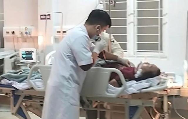 2 chị em ở Quảng Trị nguy kịch vì ngộ độc khí CO do đốt than- Ảnh 1.