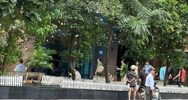 TP.HCM: Phong tỏa hiện trường cư điều tra vụ người phụ nữ tử vong- Ảnh 1.