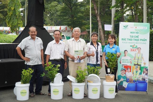 Một phường ở TP.HCM muốn thành khu dân cư tiên phong phân loại rác- Ảnh 1.