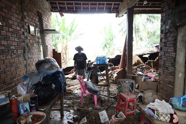 Rốn lũ Phú Yên cũ gượng dậy giữa đổ nát sau ngập lụt lịch sử- Ảnh 16.