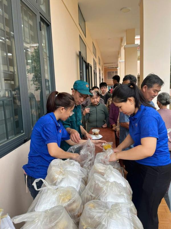 Đoàn viên thanh niên Gia Lai hỗ trợ người dân phòng , chống bão Kalmaegi an toàn - Ảnh 5.
