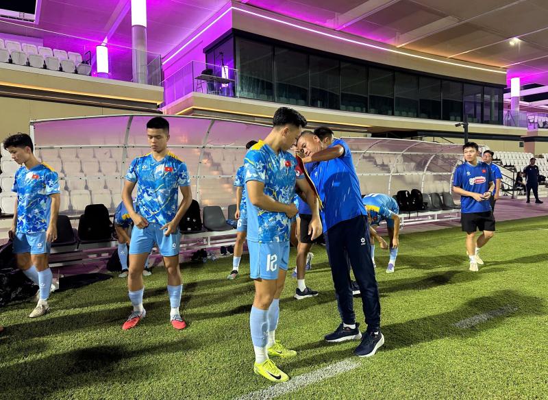 Tiền vệ Việt kiều Trần Thành Trung tăng tốc cùng U.23 Việt Nam: Giấc mơ SEA Games 33- Ảnh 3.
