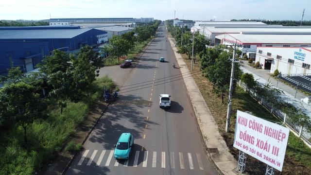 Biển báo 20 km/giờ ở Đồng Nai, tài xế than 'không chạy được'- Ảnh 8.