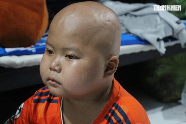Mẹ nghèo cầu cứu cho con ung thư: Được giúp 46 triệu đồng- Ảnh 2.