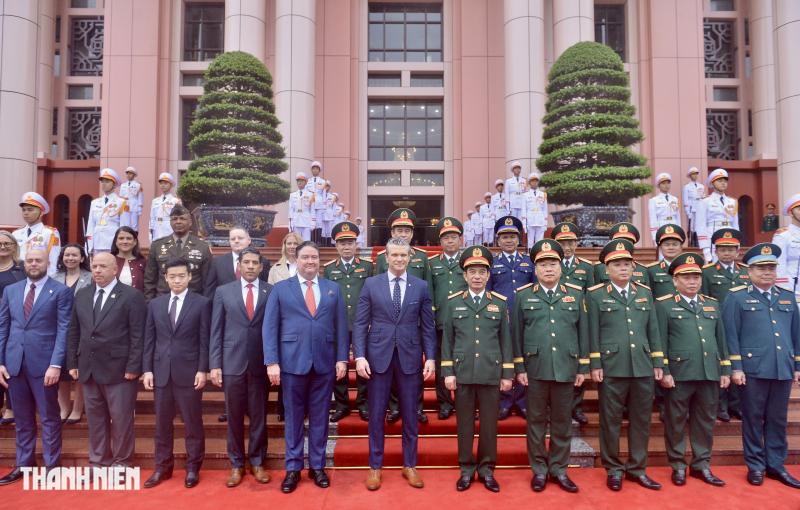 Đại tướng Phan Văn Giang hội đàm với Bộ trưởng Bộ Chiến tranh Mỹ- Ảnh 7.