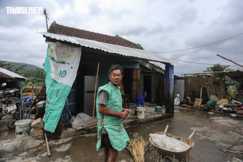 Trở lại thôn Hội Cư để thực hiện một lời hứa: Nhiều người trực trào nước mắt- Ảnh 2.