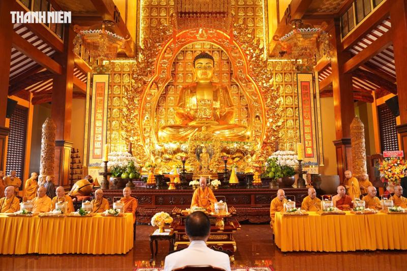 Lễ dâng y Kathina Hoàng gia của Bộ Ngoại giao Thái Lan tại Việt Nam Quốc Tự - Ảnh 15.
