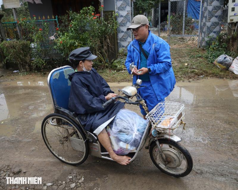 Rốn lũ hòa Thịnh tan hoang và những bàn tay nghĩa tình giúp người dân vực dậy - Ảnh 7.