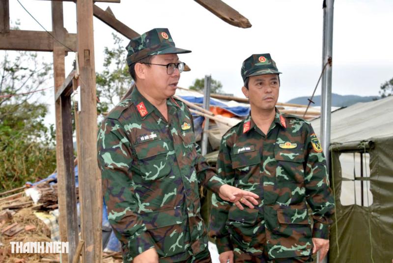 Sư đoàn 315 dựng nhà tránh lũ cho người dân vùng rốn lũ Hòa Thịnh- Ảnh 4.
