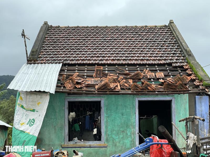 Cứu trợ khẩn cấp cho người dân Hội Cư trong bão lũ tàn phá - Ảnh 4.