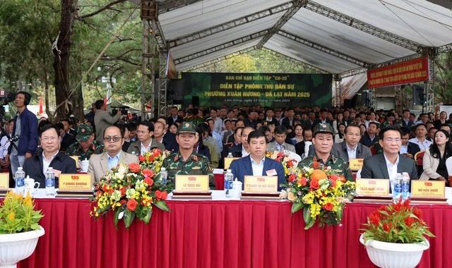 Lâm Đồng: 500 người tham gia diễn tập phòng thủ dân sự tại hồ Tuyền Lâm - Ảnh 2.