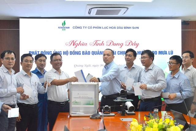 Những tấm lòng BSR đến với người dân vùng lũ - Ảnh 3.