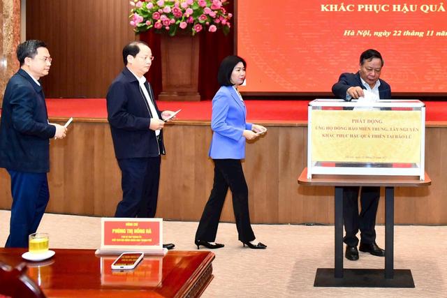 Tổng lực hỗ trợ người dân vùng lũ miền Trung, Tây nguyên - Ảnh 1.