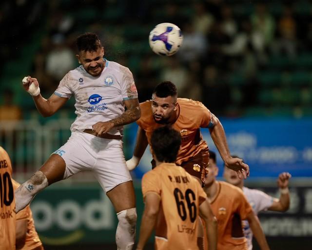 V-League 'ngủ đông' 3 tháng nhường chỗ U.23 Việt Nam: Cầu thủ có... hụt hơi?  - Ảnh 3.