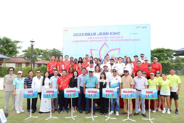 Đội tuyển quần vợt Việt Nam xung trận ở  Billie Jean King Cup trên sân nhà - Ảnh 2.