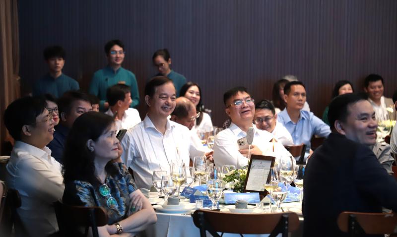 Bí thư Trần Lưu Quang: 'Chúng tôi khuyến khích mọi người dũng cảm hơn'- Ảnh 6.