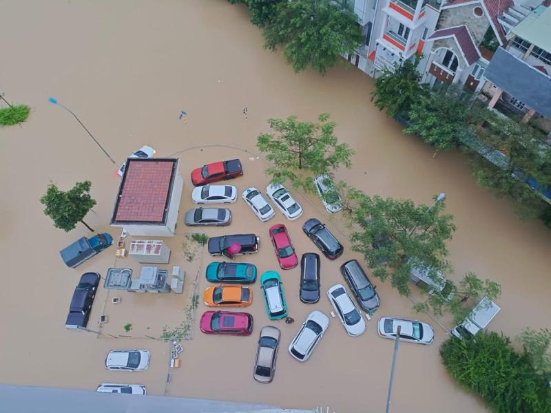 Khánh Hòa: Sạt lở khu vực đèo Cổ Mã và đèo Cả trong ngập lụt lịch sử- Ảnh 3.