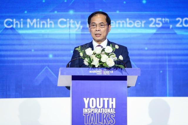 Talkshow thế hệ thông minh đương thời tại Diễn đàn kinh tế mùa thu 2025 - Ảnh 3.
