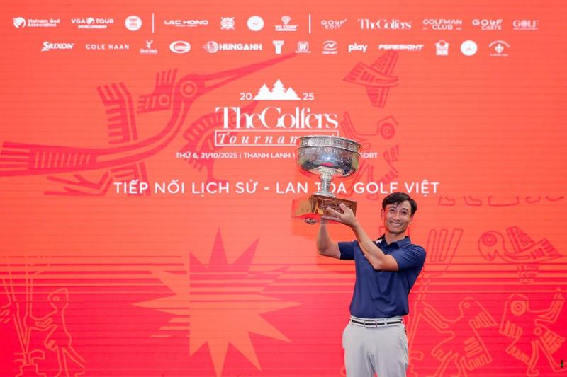 Giải golf chung tay hỗ trợ đồng bào miền Trung bị thiệt hại do mưa lũ - Ảnh 1.