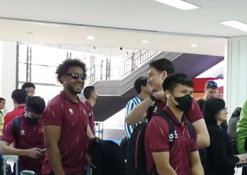 Đội tuyển Việt Nam chờ AFC xử thắng Malaysia, tạm biệt thầy Kim khi về đến Hà Nội- Ảnh 3.