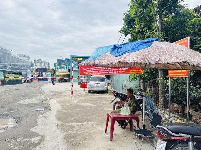 TP.HCM: Ra quân xử lý điểm nóng xây dựng không phép tại khu đô thị An Phú   - Ảnh 2.