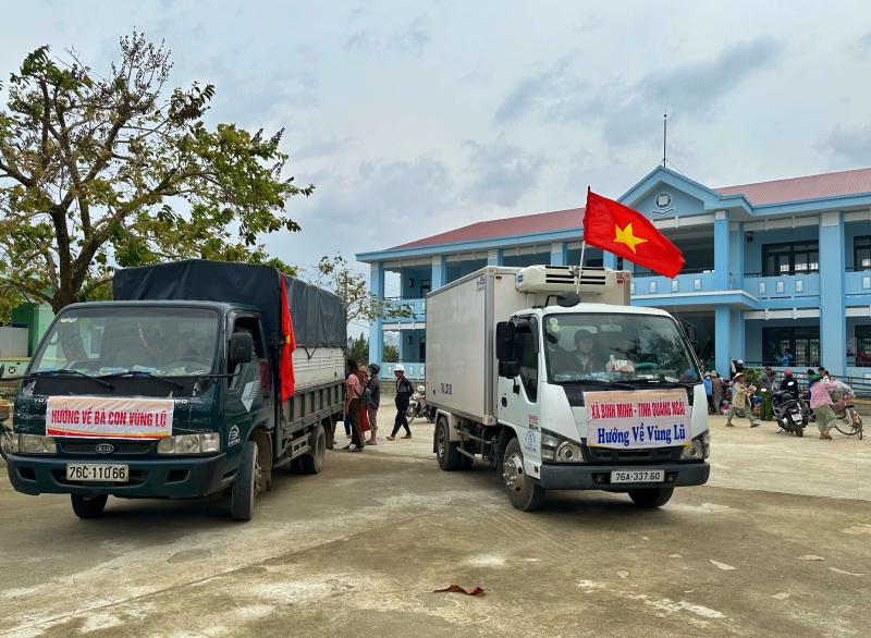 Hôm nay, đoàn xe cứu trợ khắp mọi miền Tổ quốc tiếp tục tiến về vùng lũ - Ảnh 3.