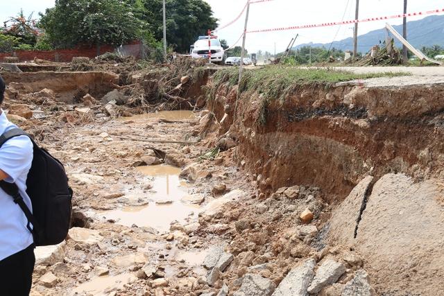 Cận cảnh thôn Phong Phú tan hoang sau vụ vỡ hồ chứa nước gây tang thương - Ảnh 5.