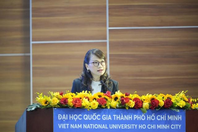 Lãnh đạo ĐH Quốc gia TP.HCM nêu sự tăng trưởng thần tốc của công nghệ sinh học - Ảnh 2.