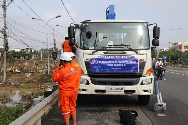 Người rốn lũ Hòa Xuân thở dài: 'Một đêm mà trắng tay hết'- Ảnh 3.