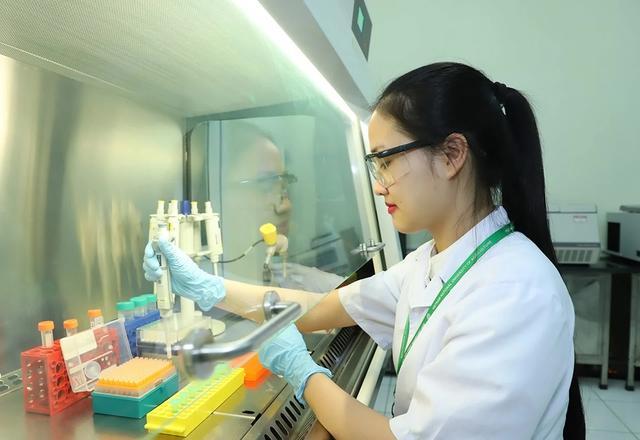 Niềm tin gửi Đảng về chuyển đổi số và KH - CN trong phát triển quốc gia - Ảnh 2.