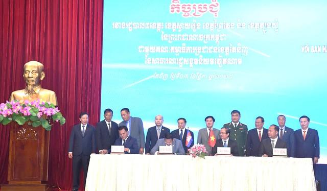 Tây ninh ký kết hợp tác với 3 tỉnh Campuchia để thúc đẩy kinh tế biên mậu- Ảnh 1.