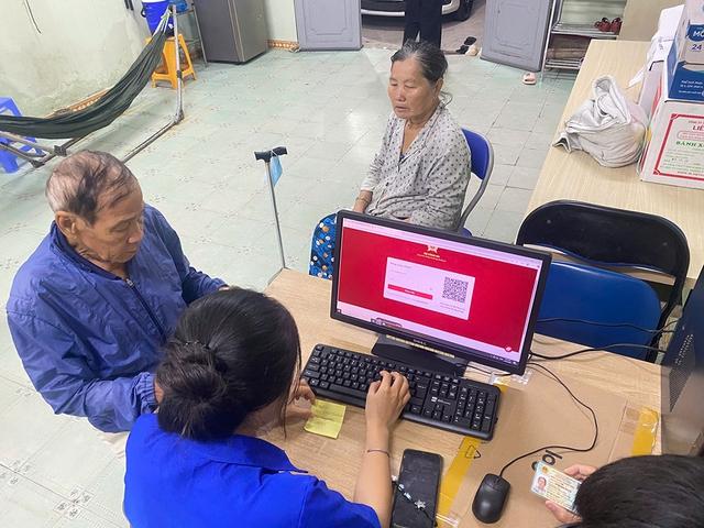 Chuyển đổi số tp . Hcm: Chính quyền số phục vụ người dân mọi lúc mọi nơi - Ảnh 1.