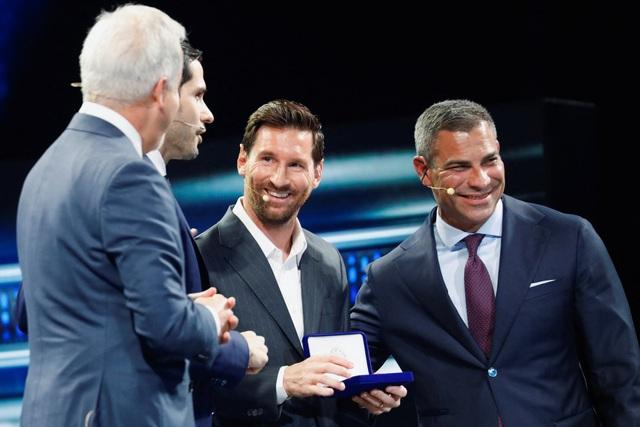 FIFA công bố giải thưởng mới trước lễ bốc thăm World Cup 2026, Messi trở thành diễn giả- Ảnh 1.