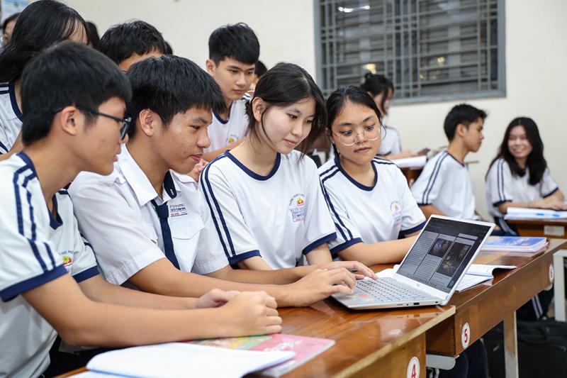 Kinh nghiệm sử dụng AI trong học tập hiệu quả cho học sinh hiện đại - Ảnh 2.