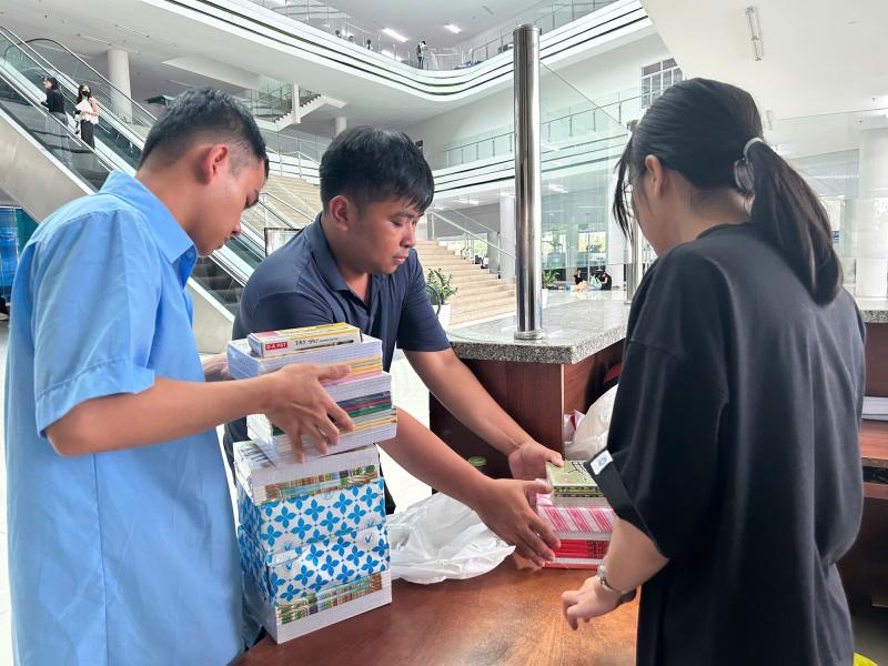 Có tập vở chưa dùng tới, hãy mang đến những điểm này - Ảnh 1.