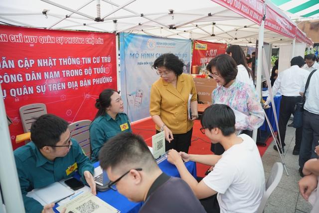 Phường Chợ Lớn chuyển đổi số: Hướng tới công dân số toàn diện - Ảnh 1.