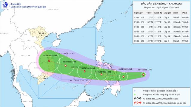 Bão Kalmaegi vào Biển Đông trưa ngày 5.11, giật cấp siêu bão- Ảnh 1. Bão Kalmaegi vào Biển Đông trưa ngày 5.11, giật cấp siêu bão- Ảnh 1.