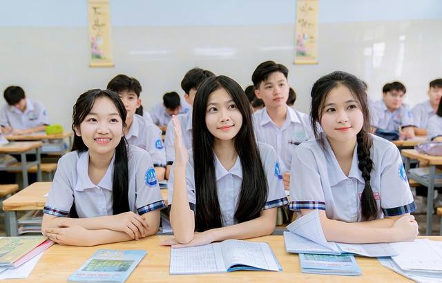 Trường THCS - THPT Trần Cao Vân: Chất lượng giáo dục và niềm tin từ phụ huynh - Ảnh 3.