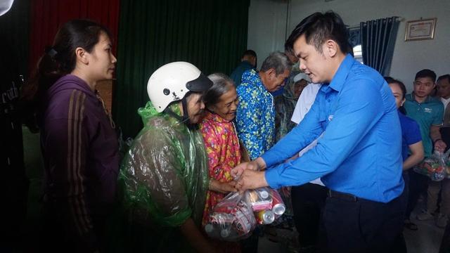 Tuổi trẻ Gia Lai hướng về vùng lũ: Lan tỏa nghĩa tình giữa gian khó - Ảnh 1.