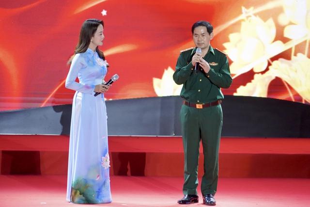 Tỏa sáng tinh thần 'việc gì có lợi cho dân thì hết sức làm'- Ảnh 4.