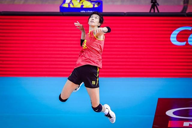Thanh Thúy và hàng công bùng nổ, CLB Nhật Bản vẫn thua tiếc nuối sau 5 ván- Ảnh 1.